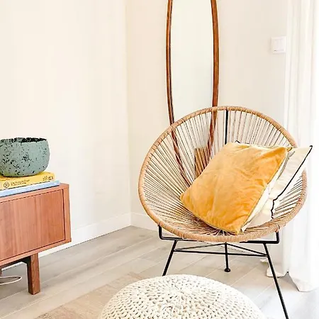 Flh Marques Pombal Flat With Balcony דירה