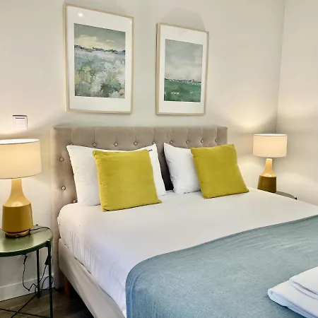 Flh Marques Pombal Flat With Balcony * Lisboa