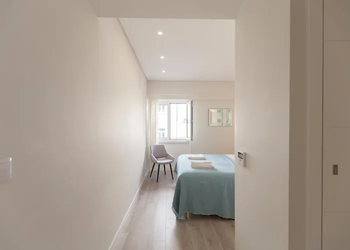 Flh Marques Pombal Flat With Balcony Διαμέρισμα Lisboa