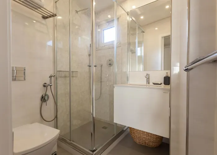 Flh Marques Pombal Flat With Balcony Appartamento