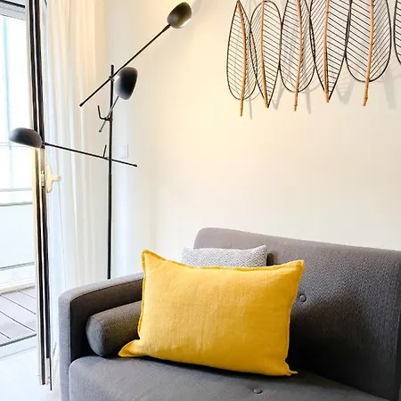 아파트 Flh Marques Pombal Flat With Balcony 리스본